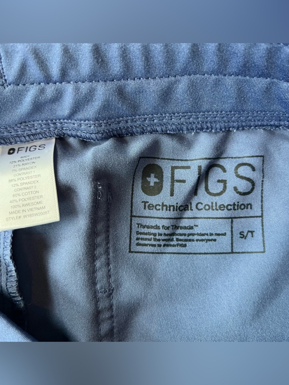 Figs Zamora Joggers Blue Small Tall - Picture 2 of 3
